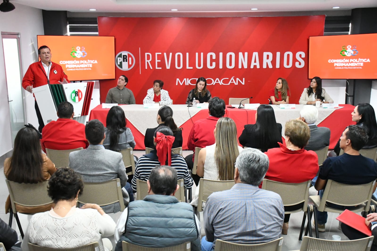 El PRI es un partido respetuoso de la ley y las instituciones: Memo Valencia