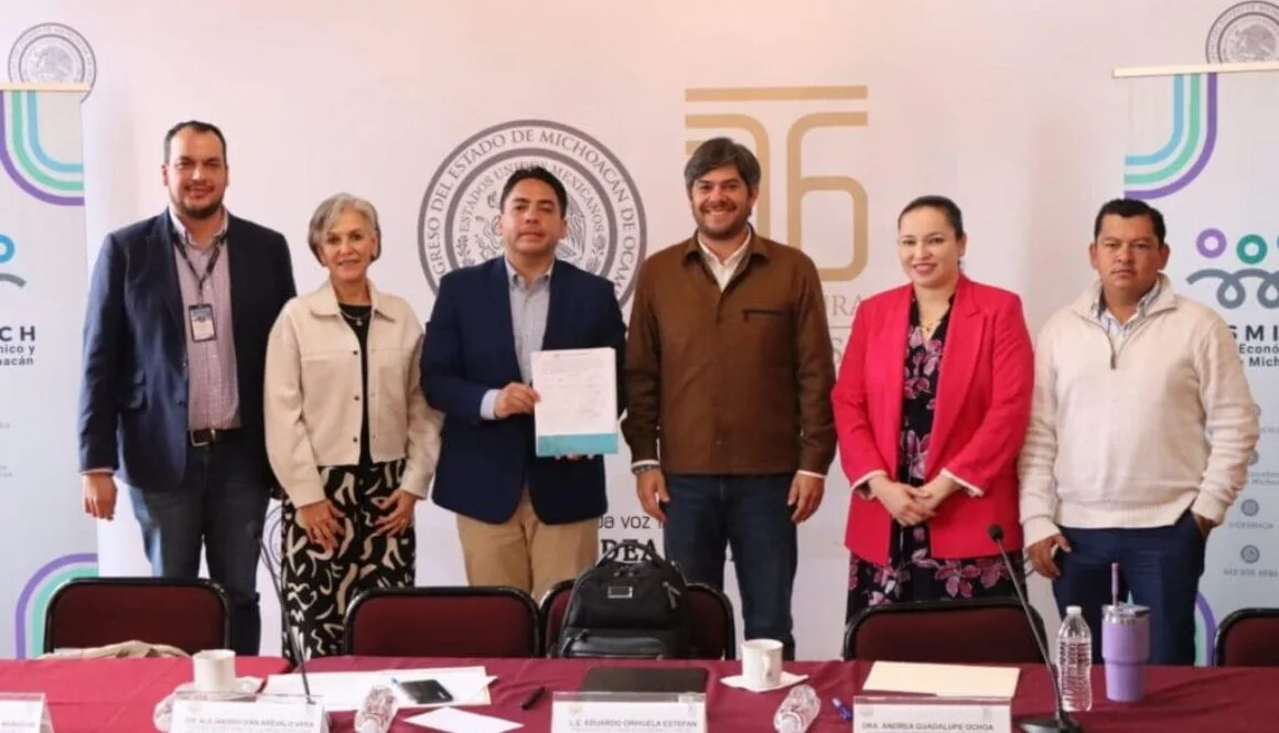 Recibe Congreso del Estado una iniciativa ciudadana más; 76 Legislatura refrenda su apertura y cercanía con la gente